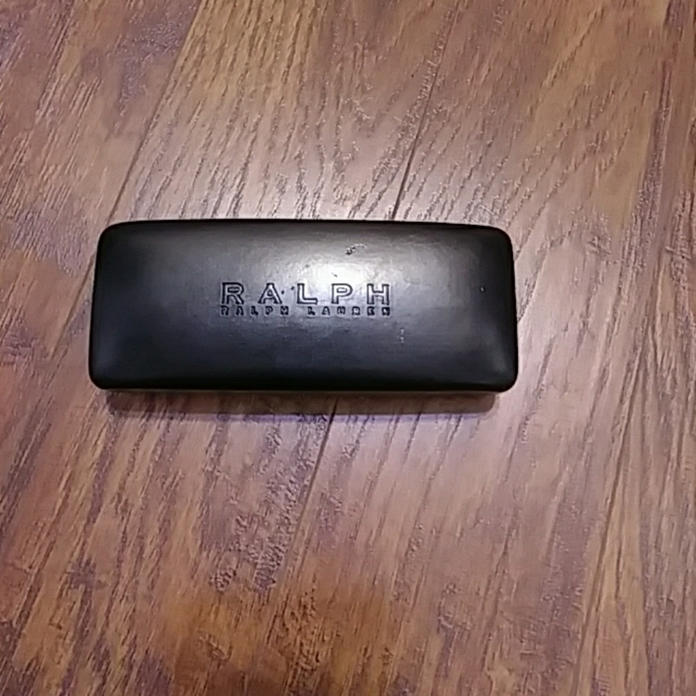Eye glass case